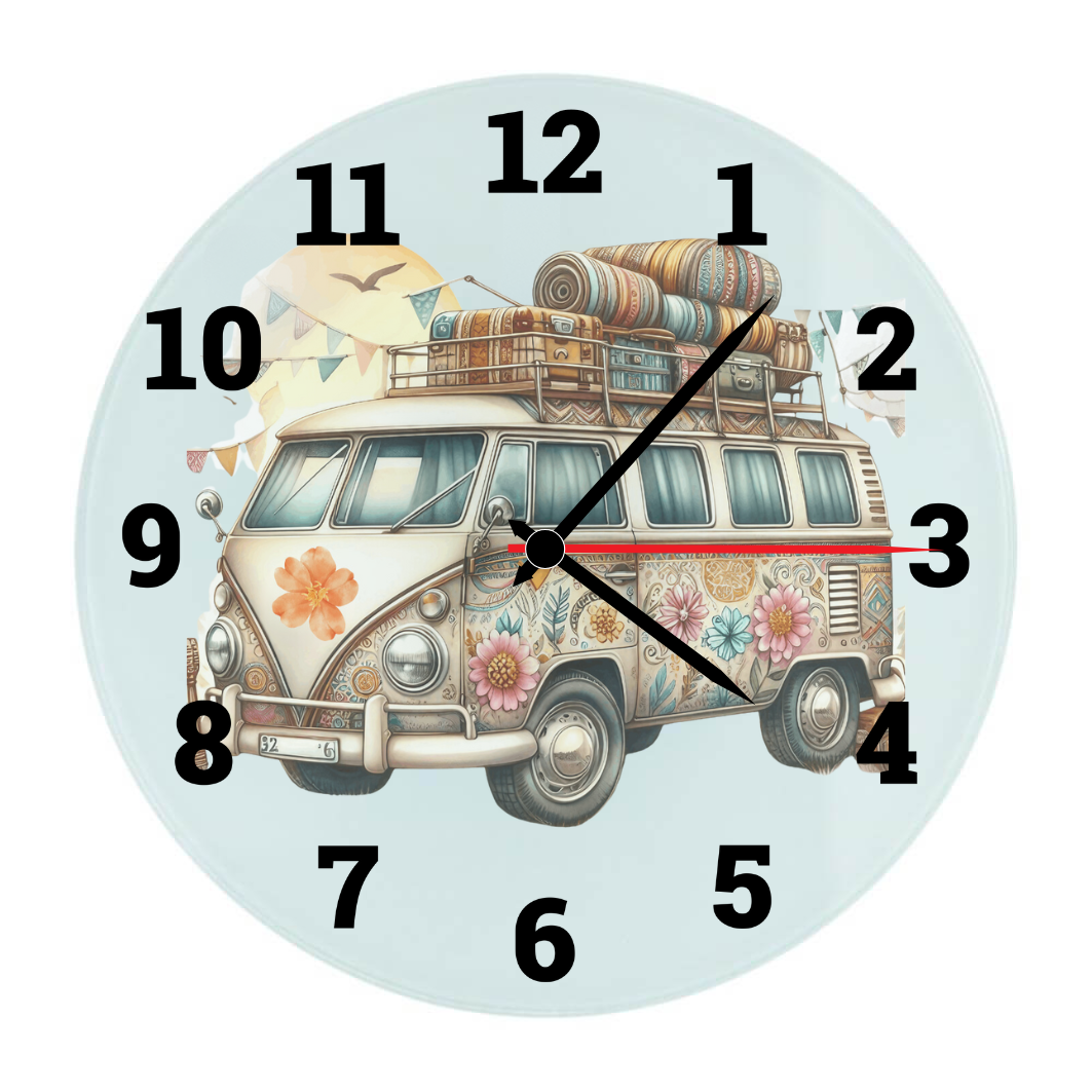 Wandklok met de afbeelding van het bekende nostalgische busje