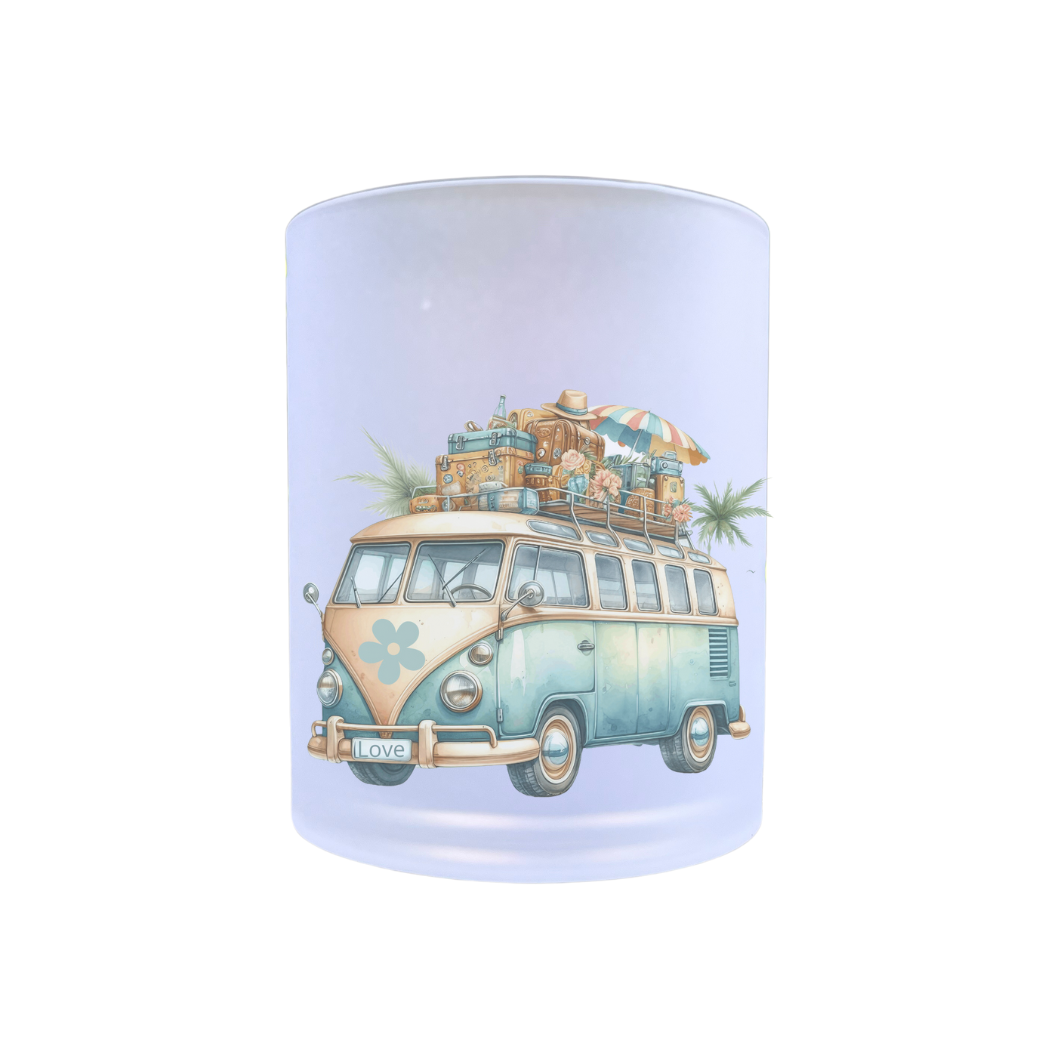 Waxinelichthouder van glas met de afbeelding van het nostalgische VW busje